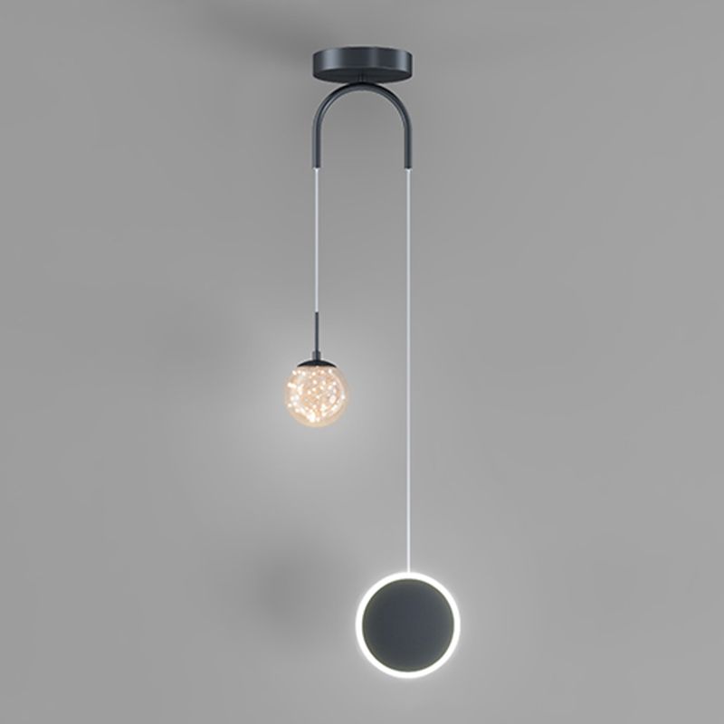Kugelförmige Form des zeitgenössischen Stils Anhänger Lichter Metall 2 hängende Lampen