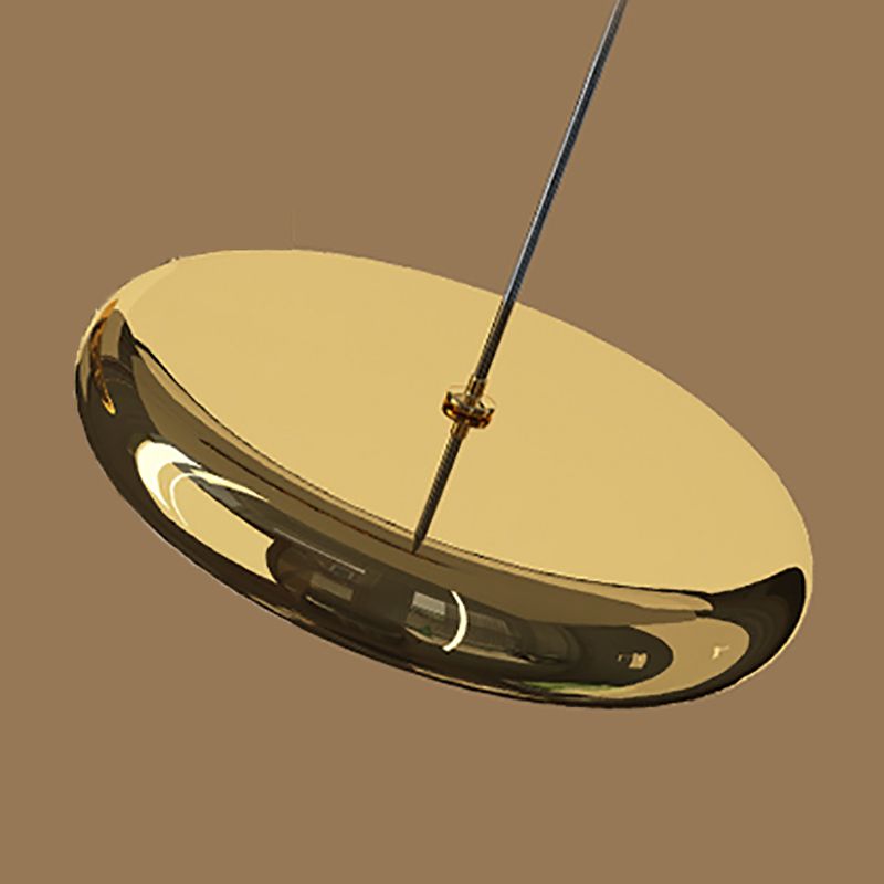 Lumières de suspension moderne à argent rond avec de l'ombre en acrylique blanc