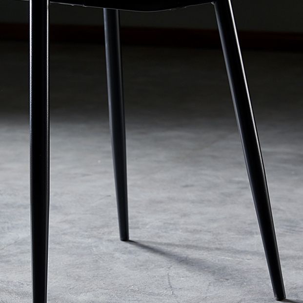 Chaises de salle à manger sans bras en cuir PU, chaise latérale de salle à manger à dossier solide avec pieds en métal
