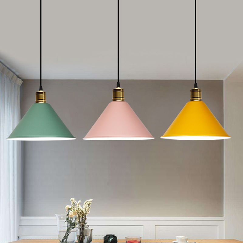 Metal Tapered Hanging Light Nordic Modern Style 1 Light Restaurant Ceiling Pendant Lamp