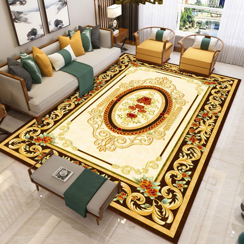 Yellow Luxury Rug Polyester Graphic Area Rug Stain Resistant Rug for Drawing Room