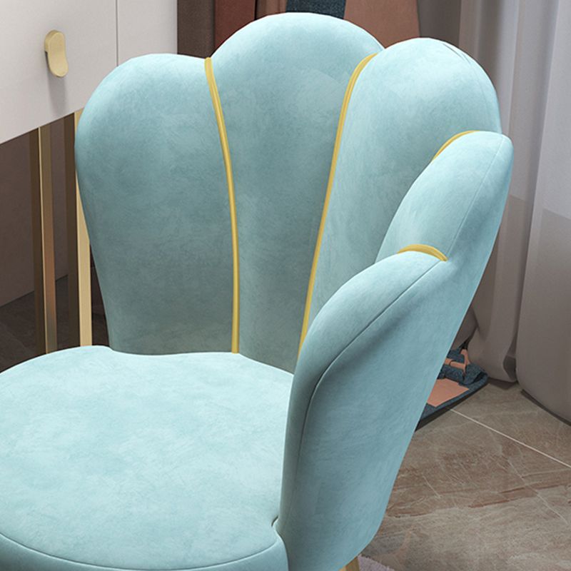 Chaise de salle à manger sans bras en velours de style scandinave, chaise de salle à manger simple à dossier solide