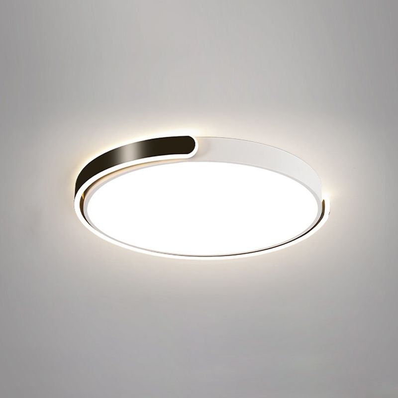 Moderne plafondmontagelamp met ronde acrylkap voor woonkamer