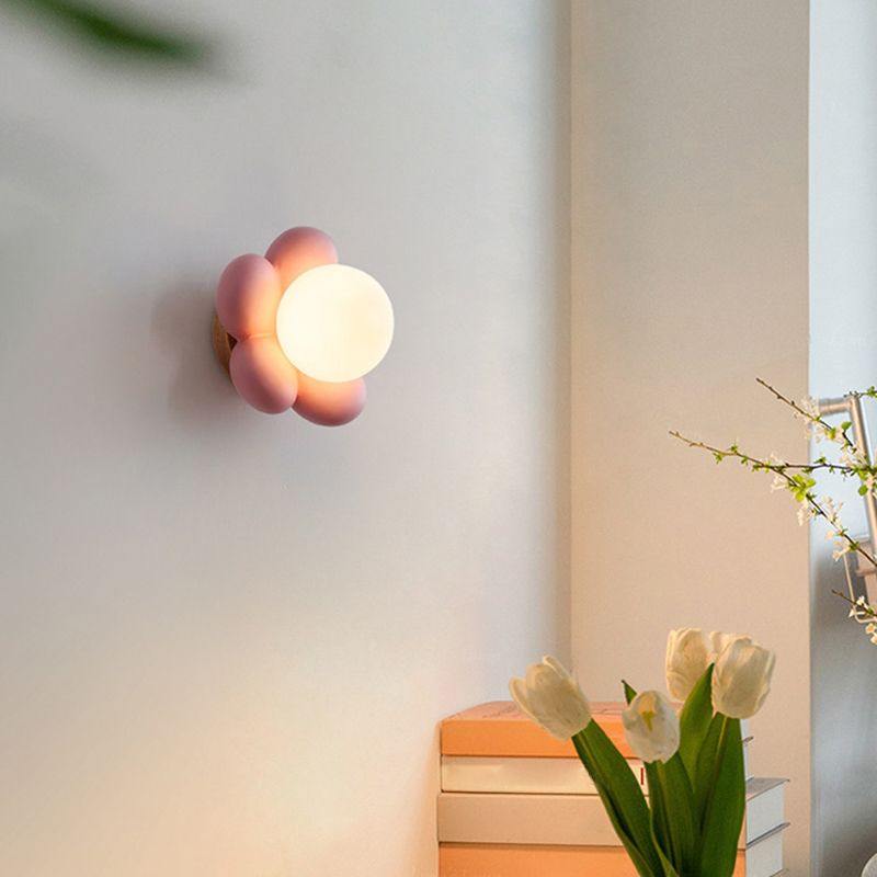 Modern Flower Shape Wall Sconce Lighting 1 Light Wall Sconce for Living Room