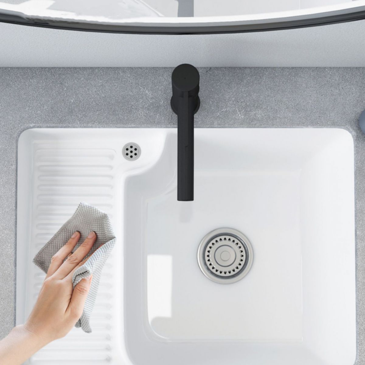 Classic Porcelain Bathroom Sink Rectangular Trough Sink with Washboard