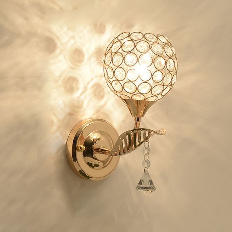 Light montata in oro minimalista in stile muro di fulmine a muro di cristallo