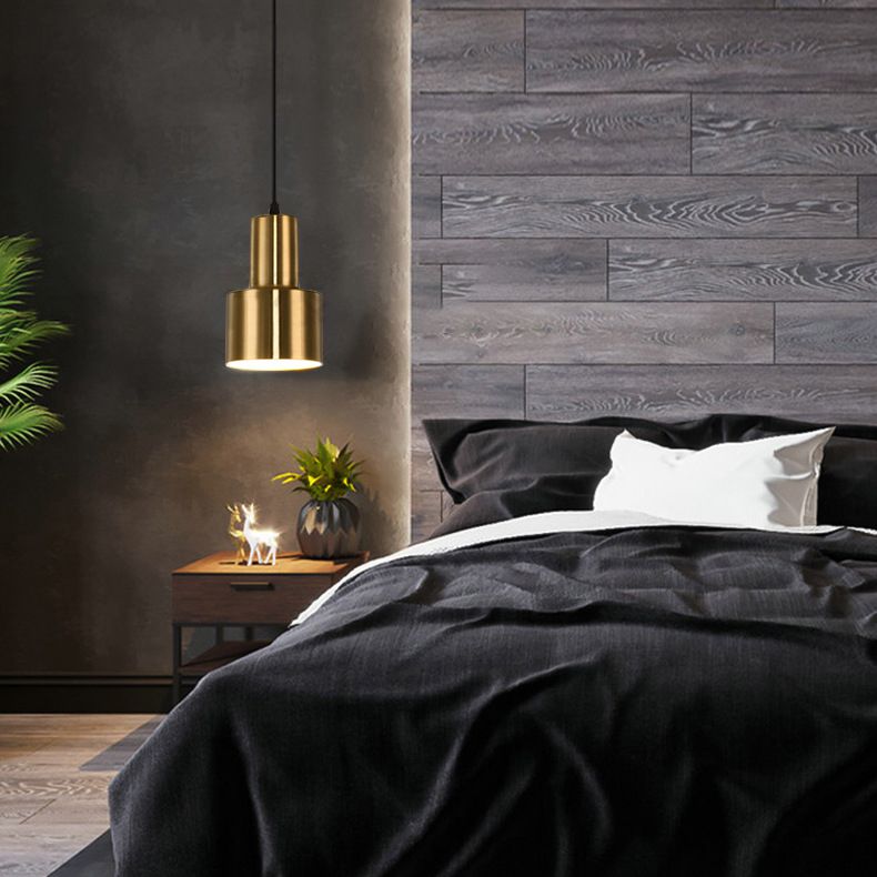 Luce appesa al metallo a testa singola Luce appesa in stile postmoderno per caffetteria