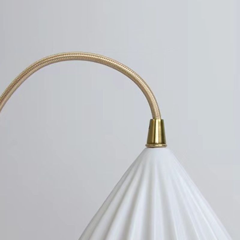 Industrial Wall Sconce Flower Shape Wall Light with Glass Shade for Living Room