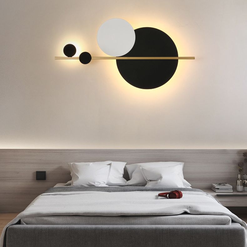 2-Lights Round Wall Sconce Modern Simple Style Metal Wall Lighting in White and Black