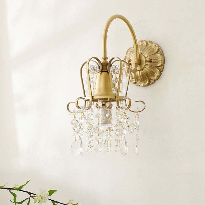 Unique Shape Metal Wall Lighting Modern Style 1 Light Wall Mounted Light