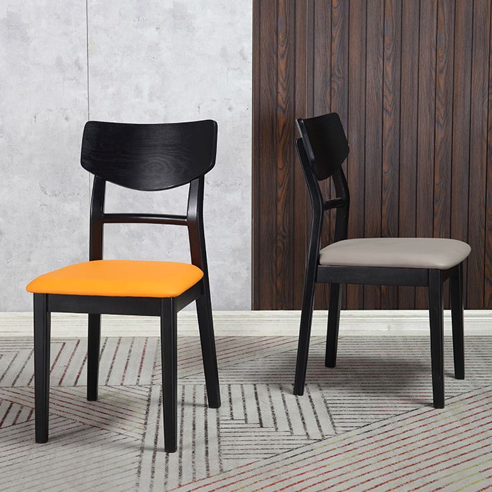 Chaise de salle à manger d'intérieur traditionnelle, finition en bois, chaise de salle à manger empilable avec dossier en échelle