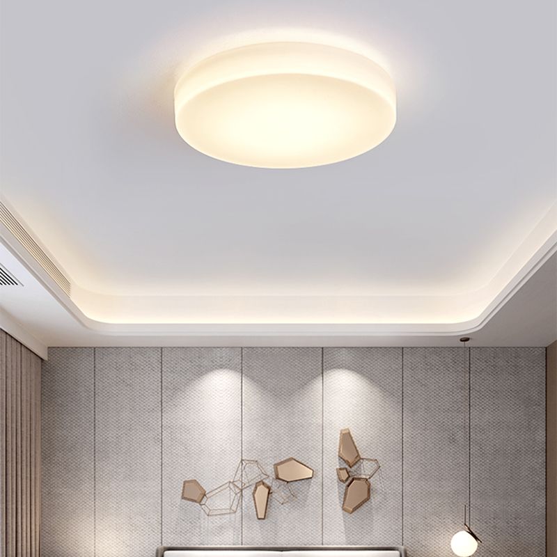Round Shape Ceiling Lamp Modern Simple Style Iron 1 Light Flush Mount with Glass Lampshade for Aisle