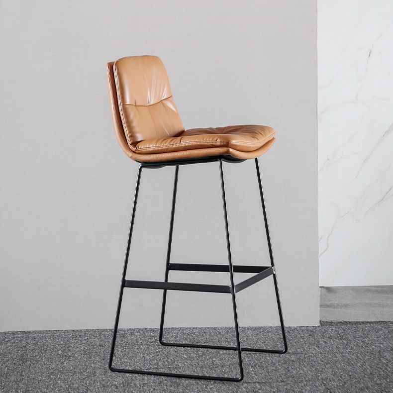 Modern Restaurant Leather Stool Matte Finish Footrest Low Back Barstool