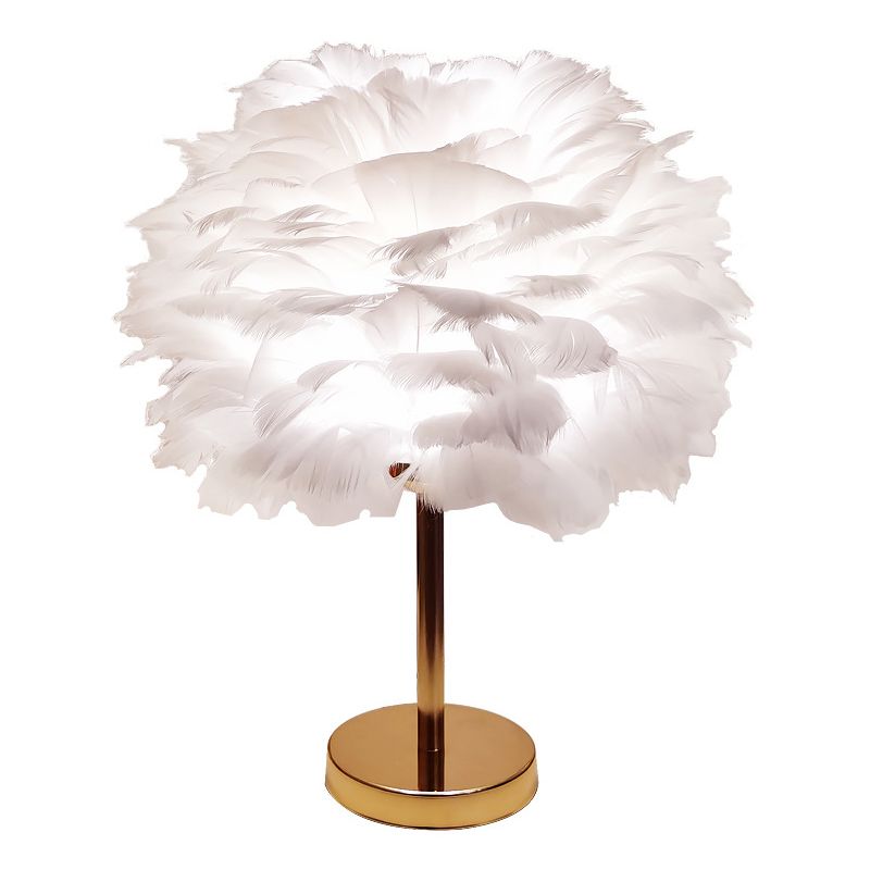 Aménagement d'éclairage de bureau de style contemporain lampe de bureau de plumes créatives pour chambre à coucher