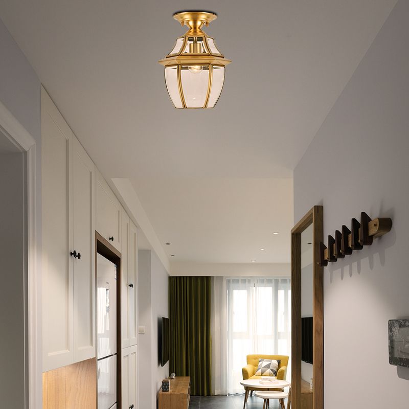 Lantern Bedroom Flush Mount Light Colonial Clear Abgeschrägt Glas 1 Glühbirne Messing Close to Ceiling Lamp
