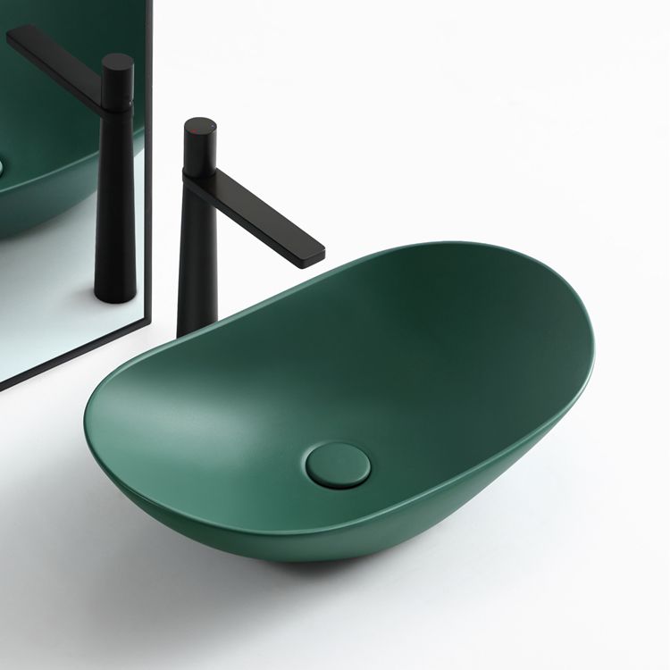 Modern Bathroom Sink Pop-Up Drain Porcelain Oval-Shape Vessel Bathroom Sink
