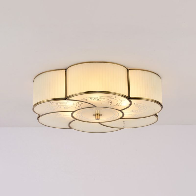 3/4 Lichter Floral Flush Mount Lampe Traditionelle Messing Gewölbte Glas Deckenmontage für Schlafzimmer