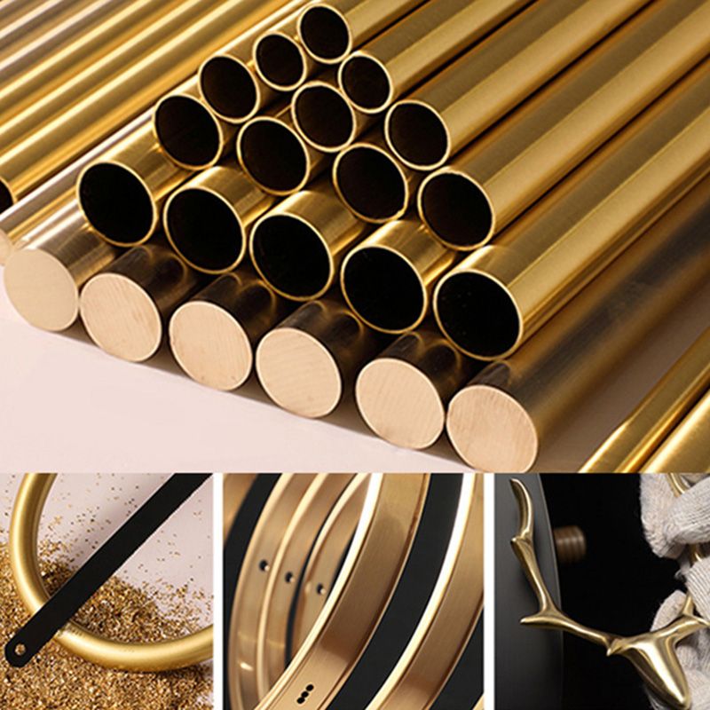 Luminaria dorada montada en el techo Vidrio de estilo tradicional con sombra cerca de la iluminación del techo