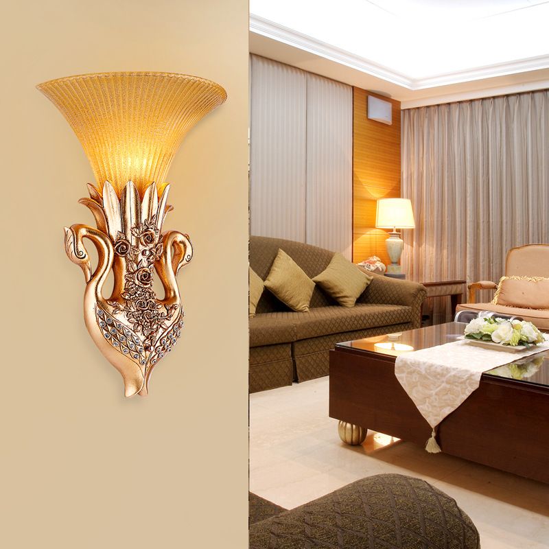 Dual Swan Sent Sent Sent Senting Lamp Lamphouse Resin Resin Single Gold Gold Lighting Idea con sombra de vidrio estriado