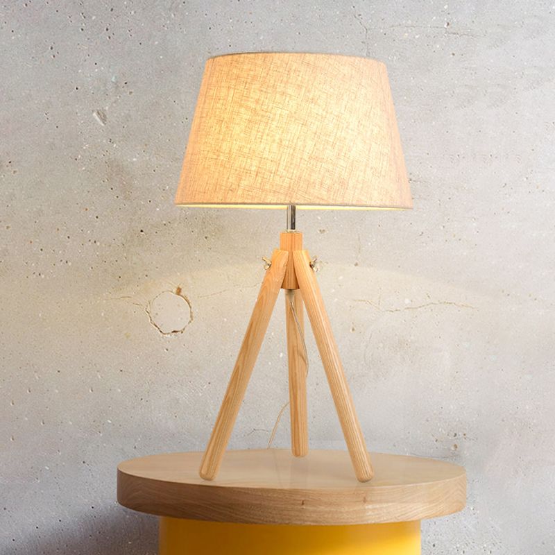 1 tête de salle à manger lampe de bureau gris / blanc / lin de table de lin moderne avec une large teinte en tissu poussée