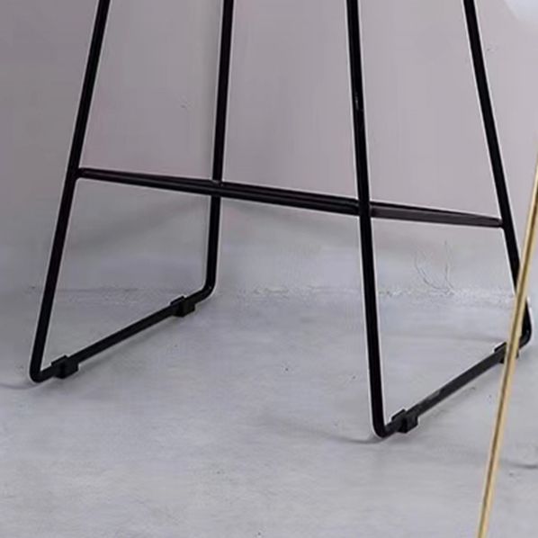 Industrial Bar Stool with Bucket Plastic Stool for Restaurant