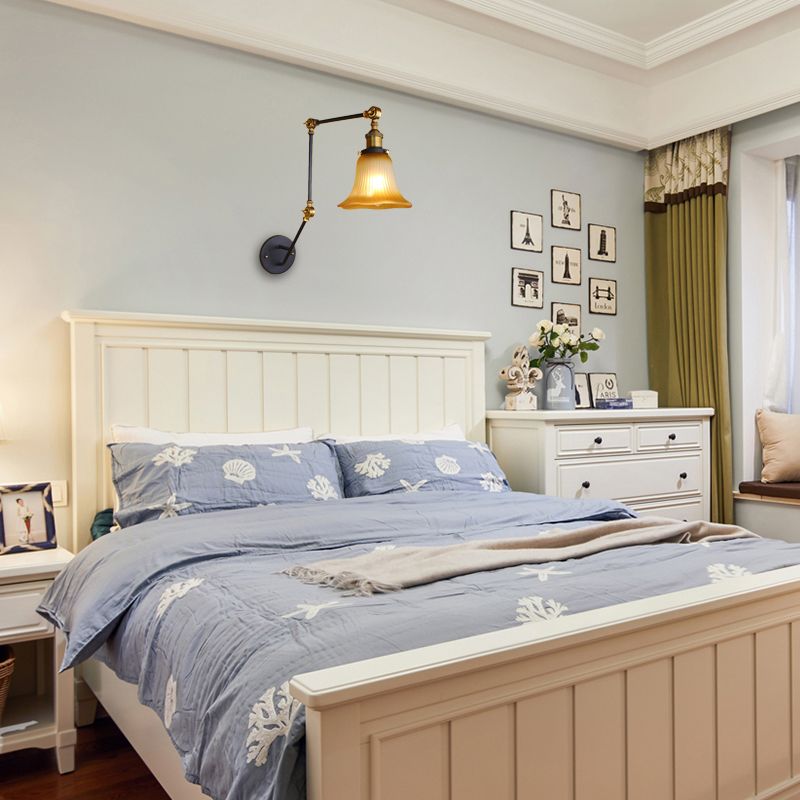 Vidry Amber Black Wall Splighting Bell Sombra de luz industrial de 1 luz con brazo ajustable