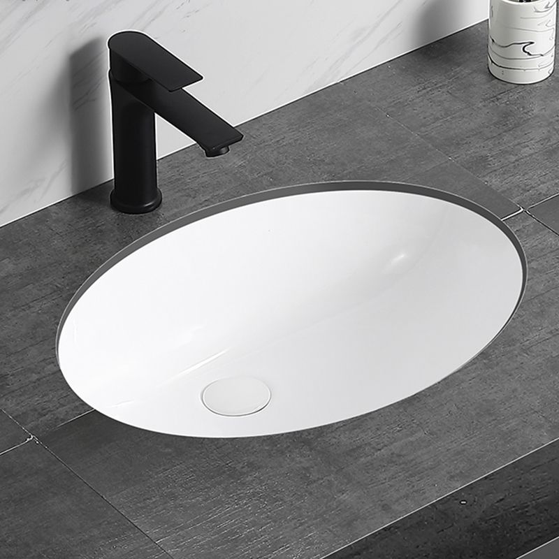 Modern Bathroom Sink Pop-Up Drain Overflow Hole Vessel Sink with Faucet