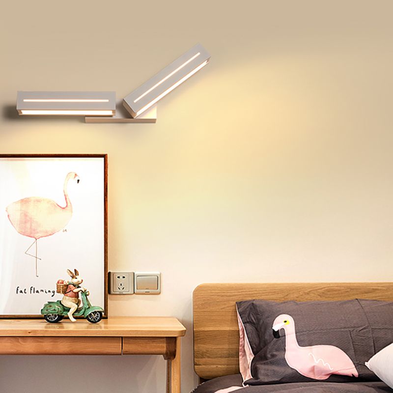 Rectangle Acrylic Wall Mounted Light Modern 1 Light Black/White Sconce Light for Bedroom