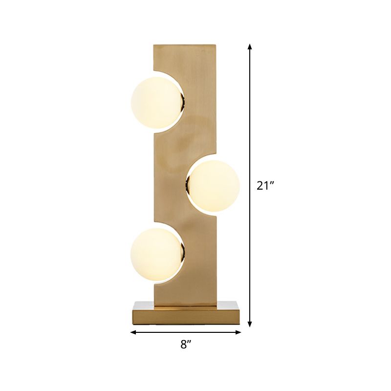 Lampada da tavolo da tavolo di vetro opale semplicità 3 lampadina in metallo in metallo per soggiorno per soggiorno