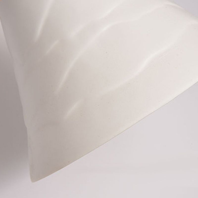 Application murale à tête simple contemporaine blanc cérame en céramique mural luminaire monté