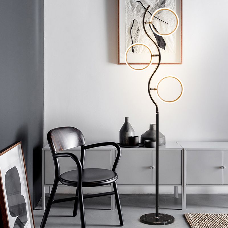 Kreisförmige Baumstehlampe Modernismus Metall Schwarz/Weiß LED Stehende Bodenlicht mit verstellbarem Kopfdesign