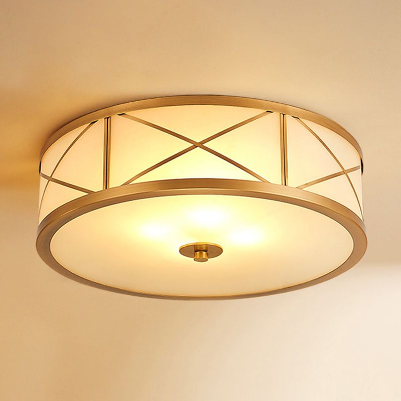 Plafonnier en verre blanc givré, plafonnier de chambre à coucher en forme de tambour en laiton colonial