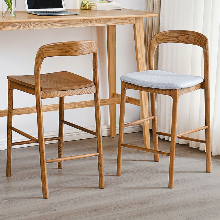 Indoor Solid Wood Bar Stool Upholstered Bar Stool with Footrest