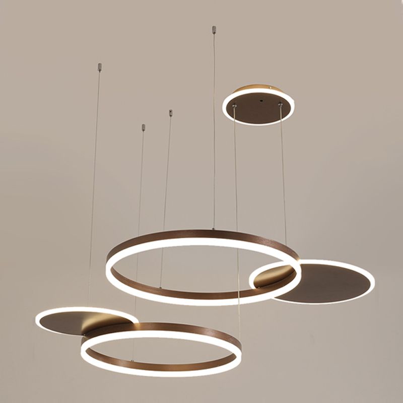 Forme de roue Lights Lights Modern Metal 4 lustres d'éclairage de lustre léger