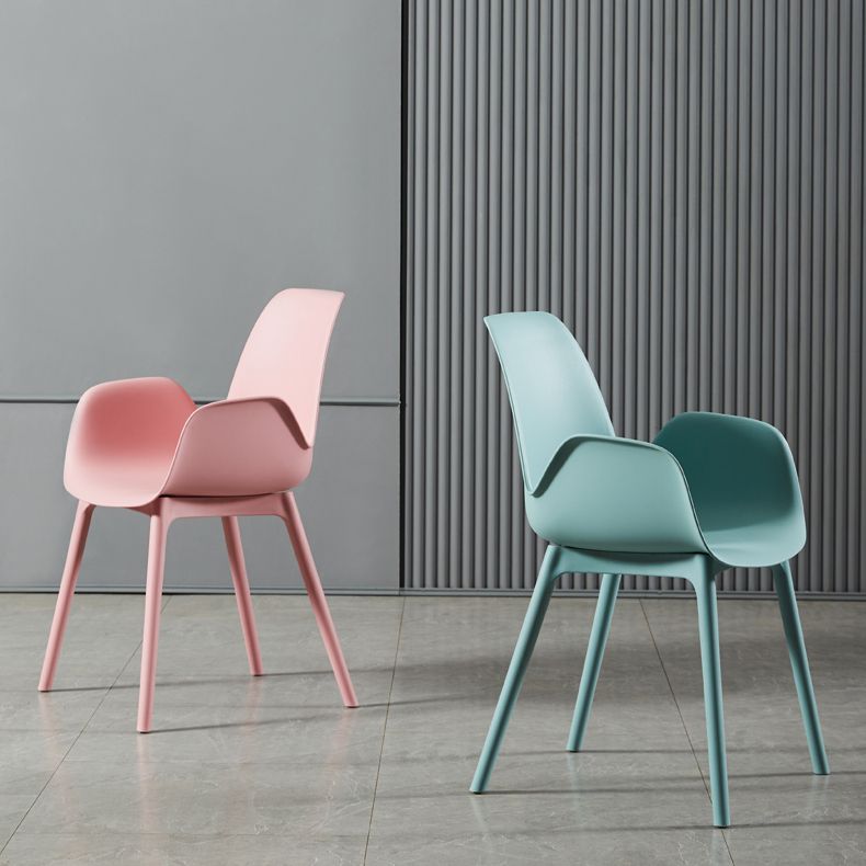 Modern Plastic Arm Chair Parsons Chair in Matte Finish for Kitchen