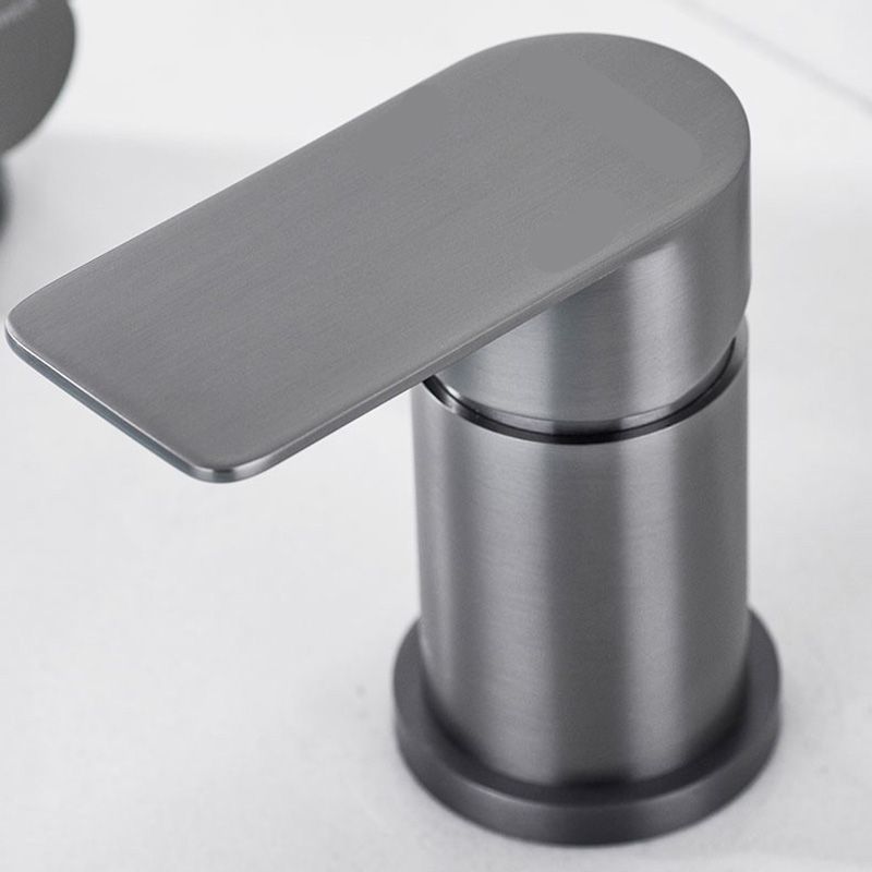 Modern Bathtub Faucet Deck Mounted Roman Tub Faucet Trim with Handshower