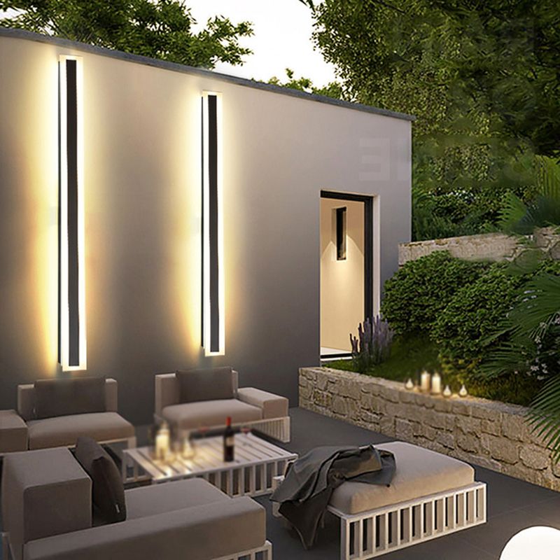 Simple Linear Wall Lamp Metal 1 Light Wall Light Fixture in Black