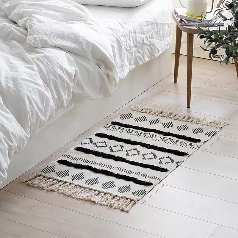 Multicolor Diamond Patterned Rug Cotton Funky Rug Machine Washable Pet Friendly Carpet for Bedroom