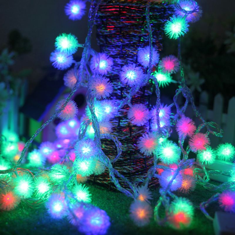 White Pompom LED String Light Modernism Plastic Solar Festive Light for Outdoor
