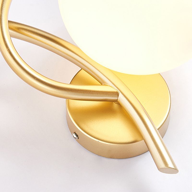 Modernist Wall Sconce Double Globe Wall Light Fixture with Glass for Living Room