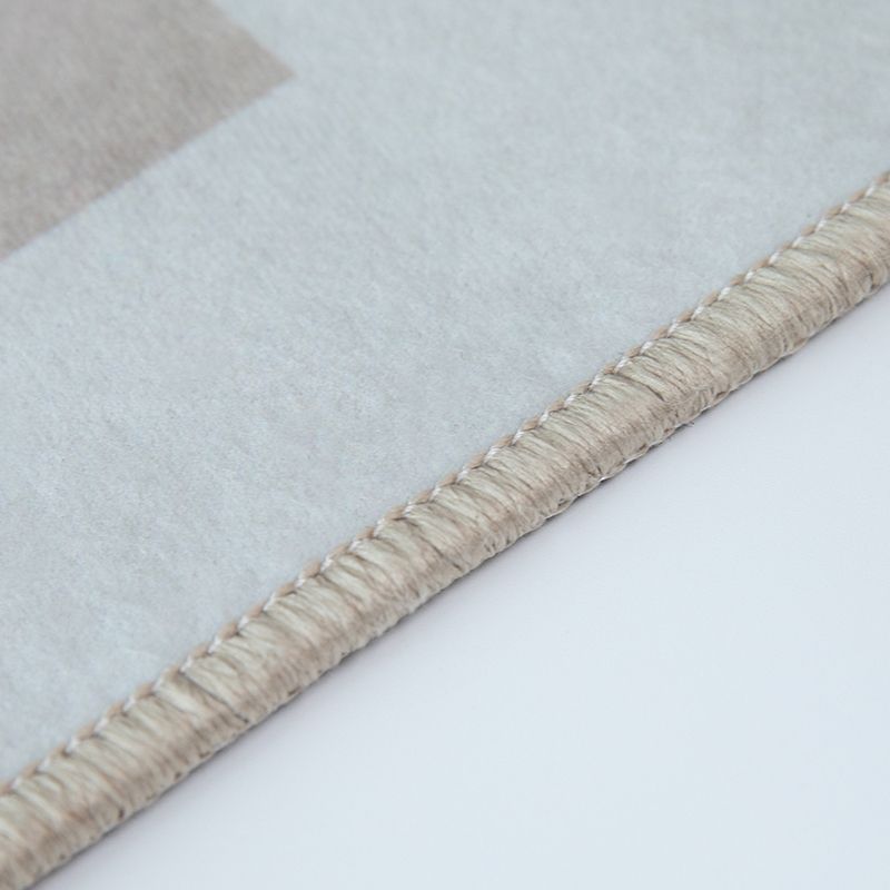 Elegant Light Color Nordic Carpet Polyester Checkerboard Indoor Rug Stain Resistant Rug for Bedroom