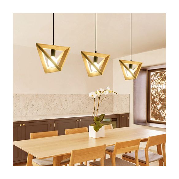 Luce a sospensione beige in stile giapponese con tonalità triangolare 1 lampada a sospensione in legno chiaro per cucina