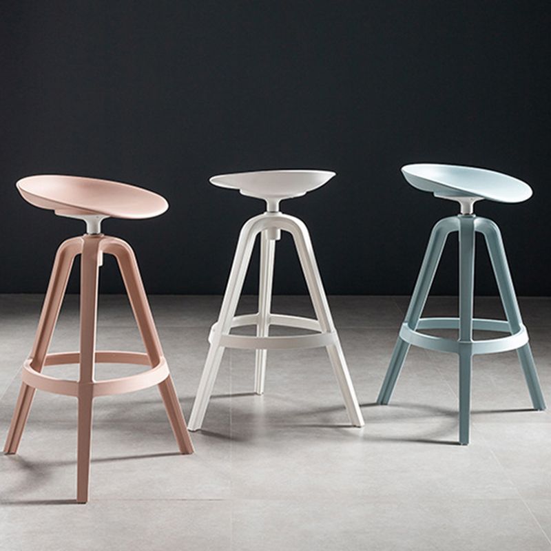 Industrial Low Back Counter Stool Metal Counter Height Stools with Swivel