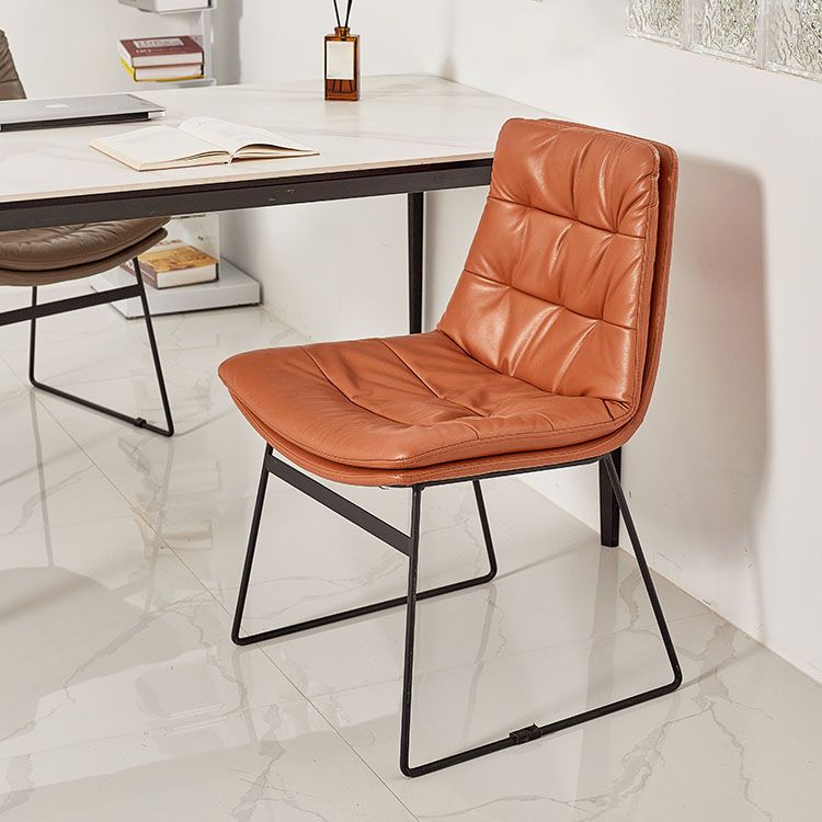 Chaises de salle à manger de style contemporain Chaises d'appoint de cuisine sans accoudoirs avec pieds en métal (Ensemble de 2)