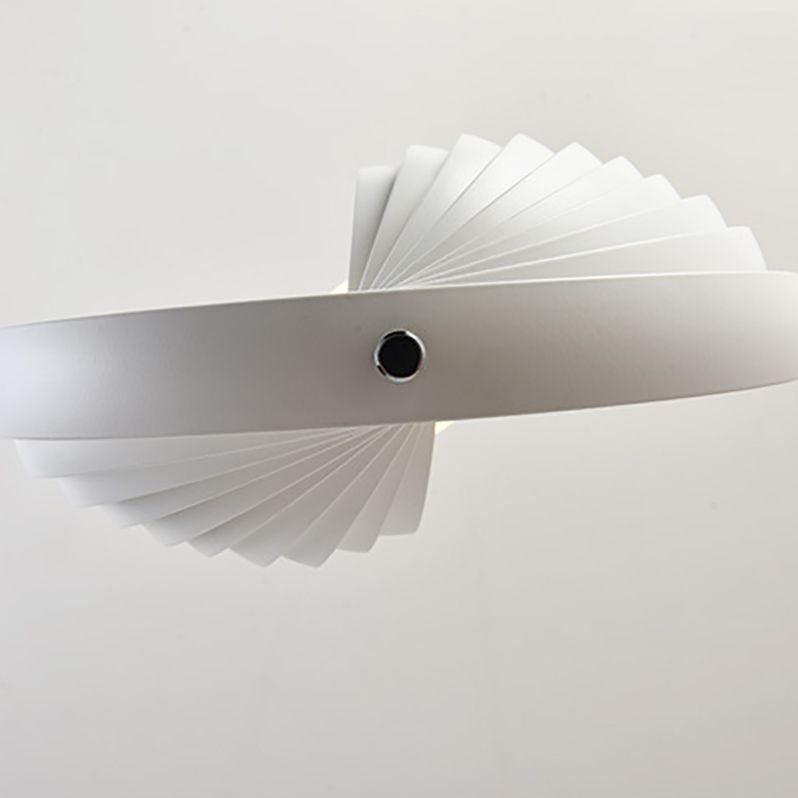 Lampe suspendue de style moderne Creative Metal Pendant Light en blanc pour chambre à coucher