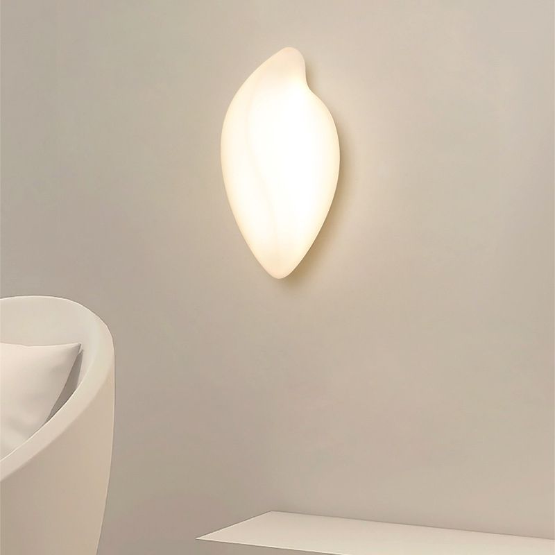 Single Modernism Wall Mounted Sconce White Acrylic LED Wall Light for Bedroom