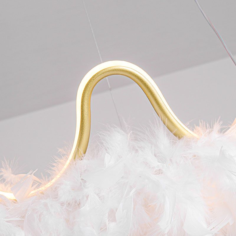 Verstellbare Kronleuchterleuchten moderner Kronleuchter -Anhängerlampe mit weißem Federschatten
