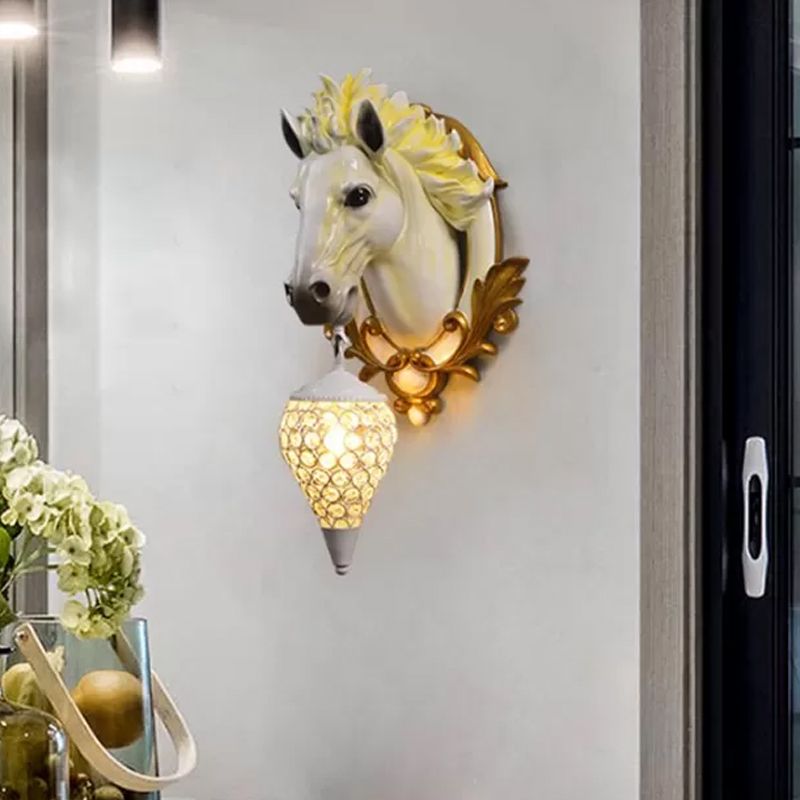 Bianco/rosso 1 Light Sconce Light Light Vintage Resin Horse Muro con tonalità di cristallo per goccia per interno, 9,5 "/12" W