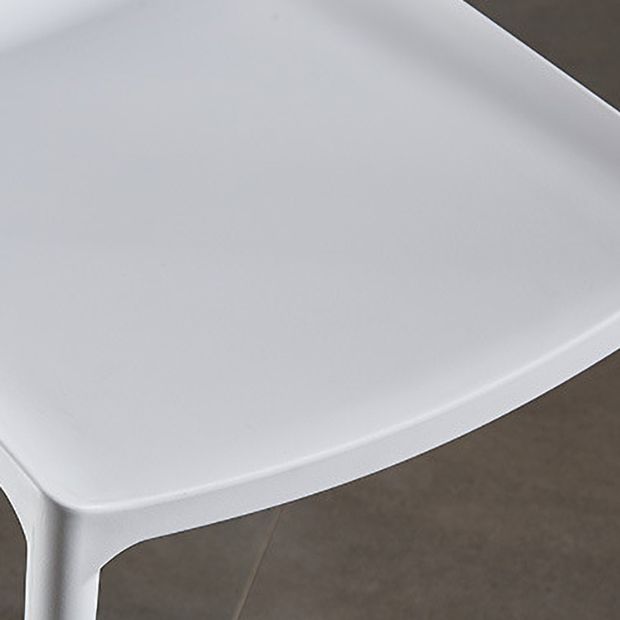 Moderne eet- en accentstoelen indoor-outdoor plastic open achterkant stoel