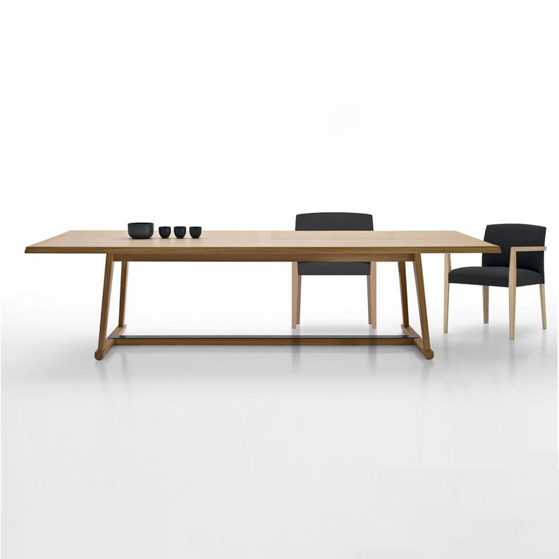 Table de salle à manger avec plateau en bois de pin, table de luxe traditionnelle avec base à tréteaux